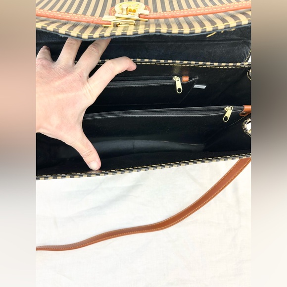 Chenson Vintage Striped Satchel - Picture 9 of 13